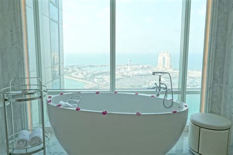 The St. Regis Abu Dhabi grand deluxe suite review - Passport & Palmtree