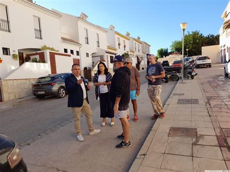 El Alcalde De Almuñécar Visita El Barrio El Moruno Y Acuerda Con Los