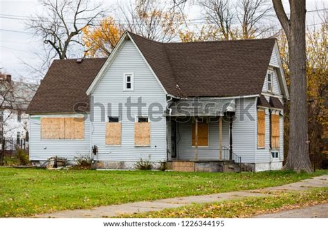 374 Usa Ghetto Houses Images, Stock Photos, 3D objects, & Vectors ...