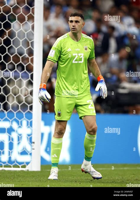 Lusail City Argentina Goalkeeper Damian Martinez During The Fifa