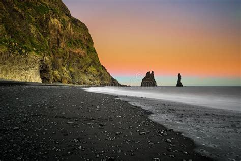 Czarna Piasek Plaża Reynisfjara Blisko Vik W Południowym Iceland Obraz