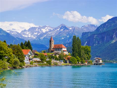 The Best Time to Visit Switzerland in 2023 | Travellers 🧳