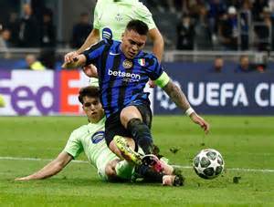 Arsene Wenger says referee made major mistake in Inter’s Champions