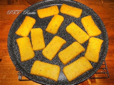 Crostini Di Polenta Con Pesto E Pomodorini PTT Ricette