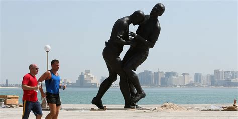 Qatar La Statue Du Coup De T Te De Zidane Sera R Install E Dans Un