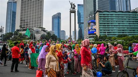 Saat Imlek Dishub Dki Jakarta Meniadakan Hari Bebas Kendaraan Bermotor