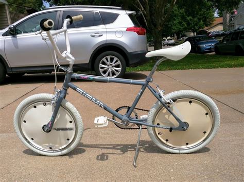 1987 Huffy Sigma 20 4419 Graywhite Bmx Original W Snake Belly Tires