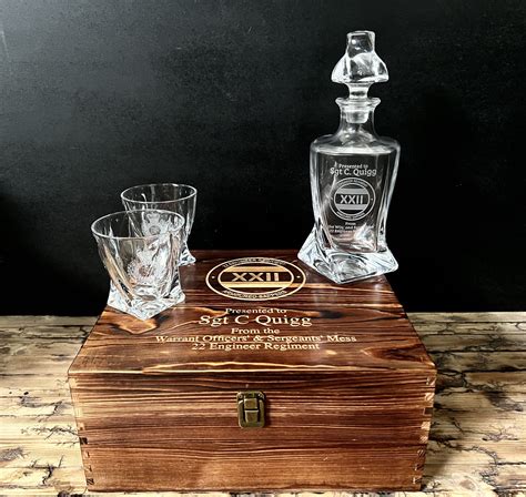 2 Glass ‘twisted’ Decanter Set In Wooden Presentation Box Pronto Images Home Of The Mess Kit