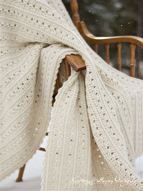 Crochet Blanket Pattern Two Colors - Amelia's Crochet