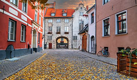 Old Town in Riga, Latvia | Free Stock Image - Barnimages