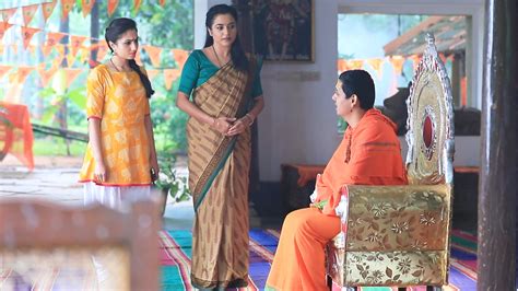 Watch Agnisaakshi Season 1 Episode 1478 Sannidhi Visits The Swamiji