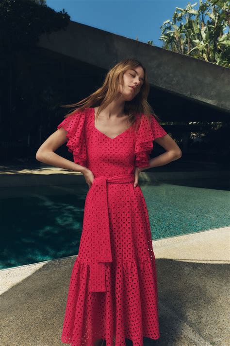 Vestidos Midi De Tendencia Para Estrenar En Primavera Y Presumir De