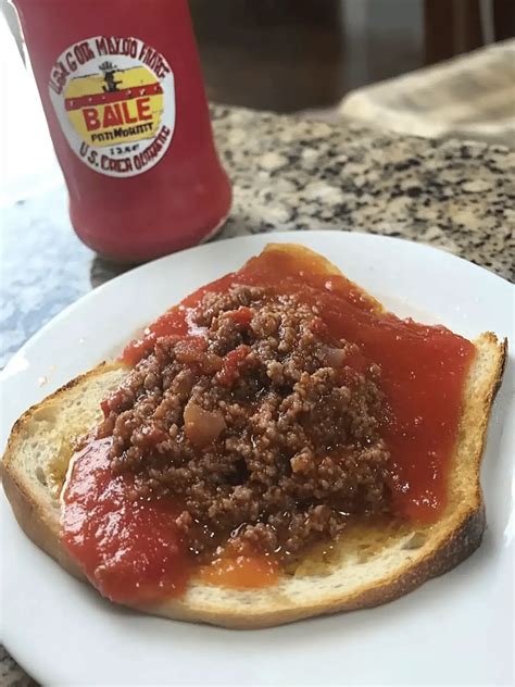 Irresistible U.S. Navy Minced Beef On Toast for Comfort