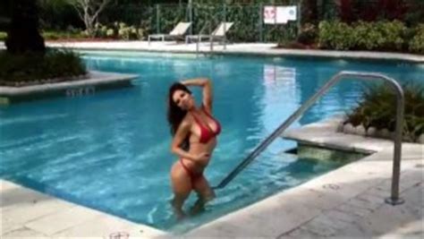 UL Estefania Colombo Bikini Miami Phun Org Forum