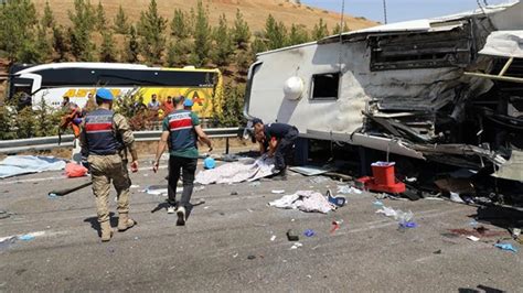 Gaziantep Teki Feci Kazaya Neden Olan Otob S Nas L Devrildi Yaral