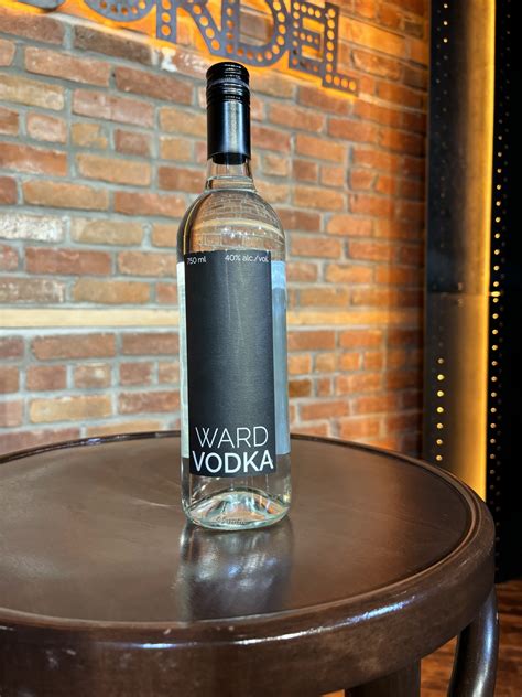 Mike Ward Lance Sa Vodka Et On Y était Nightlife