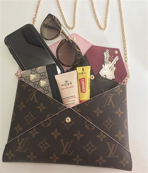 Louis Vuitton 3 In 1 Clutch Band Literacy Basics