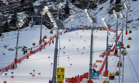 Zitterpartie Parallel Bewerbe in Lech Zürs wackeln Wintersport