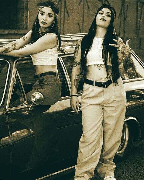 Pin By Cruz Cruz On Firme Cholas Chicana Style Cholo Style Chicana Style Outfits