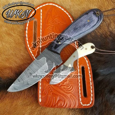 Custom Made Damascus Steel Fixed Blades Cowboy And Skinner Knives Set