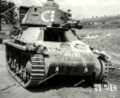 World War II FRANCE Tanks Hotchkiss H 39 Tank H 38 40725 Stock