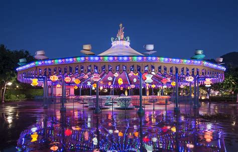quoi ressemble le fantasyland de hong kong disneyland