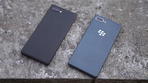 Blackberry Key2 LE vs Key2: What's the Difference?