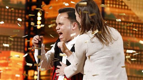 'AGT’ Gives Golden Buzzer To Blind, Autistic Artist Kodi Lee: Watch The ...