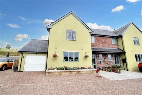 Property For Sale In Monmouth Trefynwy Monmouthshire Sir Fynwy Haart