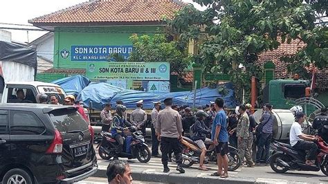 Kecelakaan Maut Di Jalan Sultan Agung Kota Bekasi 10 Tewas 7 Di