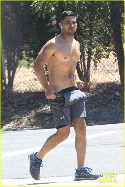 Alexis Superfan S Shirtless Male Celebs Wilmer Valderrama Shirtless Run