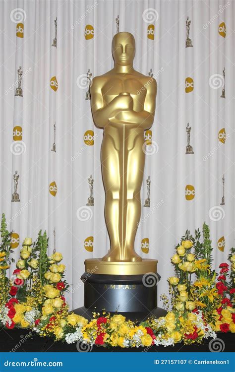 Oscar Statue editorial photography. Image of oscar, press - 27157107