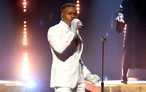 Watch Dababys Glamorous Grammys Performance Of ‘rockstar