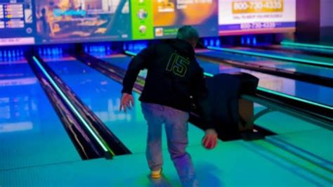 Bowling San Antonio - 15 Best Alleys Including Bowlero!