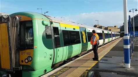 Rare Class 377s In 12 Car Formation At Brighton For Ore Youtube