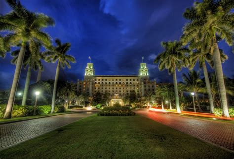 The Breakers Hotel - hdrcreme