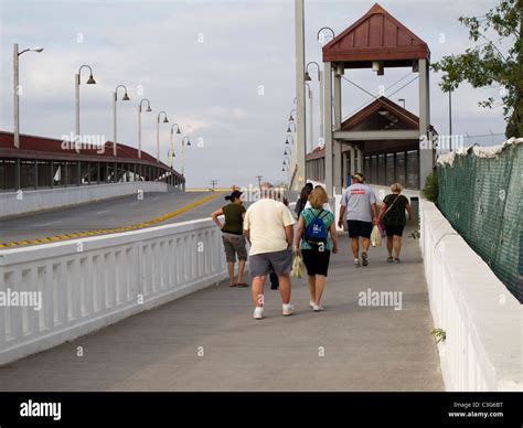 tourists cross bridge  nuevo progreso tamaulipas mexico