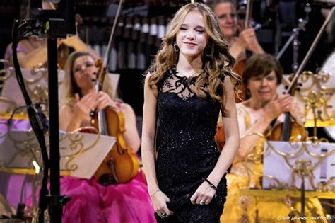 Emma Kok Gastartiest Bij Disney In Concert In Ziggo Dome Ditjes En Datjes