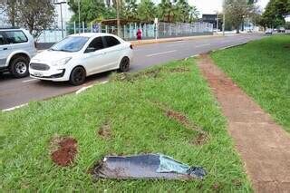 Persegui O Policial Termina Carro Capotado E Homem B Bado Preso