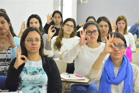 Cruz Roja Dictará Cursos De Lengua De Señas Y Primeros Auxilios Corrientes Hoy