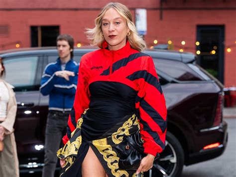 Chloë Sevigny Brings Peep-Toe Heels Back in a Bold NYC Moment - Ryze-Up