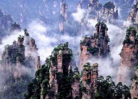 Zhangjiajie National Forest Park Mountains