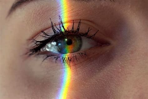 What Color Eyes Do Earth Angels Have 7 Characteristics