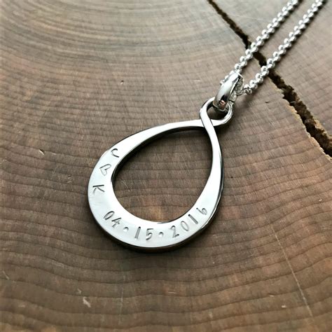 Personalized Infinity Necklace, Custom Family - Infinity Necklace | 2 Sisters Handcrafted