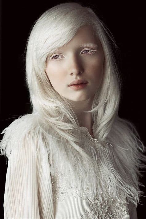 CGTalk | Albino Model - Nastya Zhidkova, Gustavo S. Torqueto (2D)