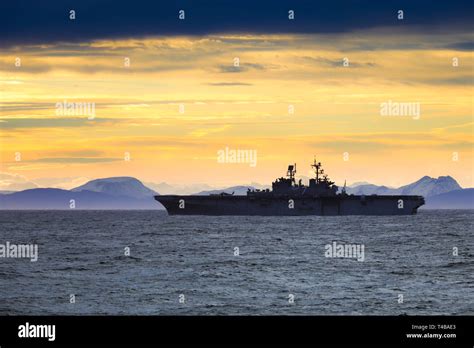 Assault Carrier Immagini E Fotografie Stock Ad Alta Risoluzione Alamy