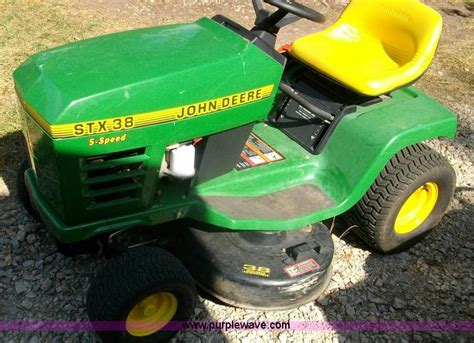 John Deere Stx38 Lawn Mower In Wamego Ks Item B1432 Sold Purple Wave