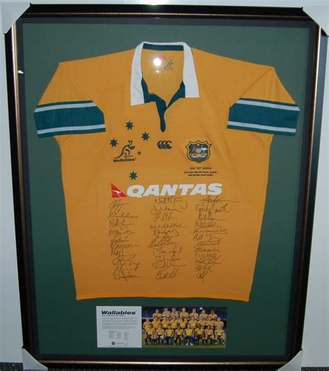 Rugby Union - Australian Wallabies - 2004 Wallabies Team Signed and ...