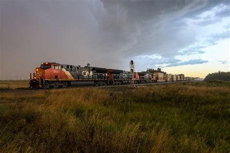 Railpictures Ca Rob Eull Photo Toronto To Vancouver Hotshot Z