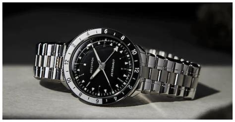 Accutron Reaches For The Sky With Revamp Of Iconic 1960s Astronaut ...